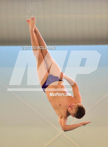Thumbnail 1 in AAA Championship Dive Meet photogallery.