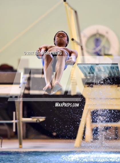 Thumbnail 3 in AAA Championship Dive Meet photogallery.