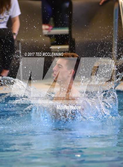 Thumbnail 3 in AAA Championship Dive Meet photogallery.