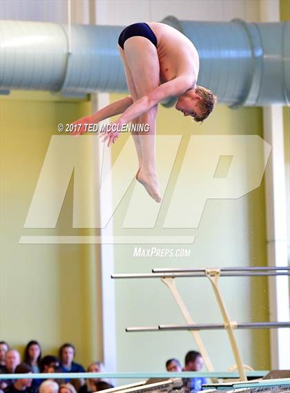 Thumbnail 1 in AAA Championship Dive Meet photogallery.