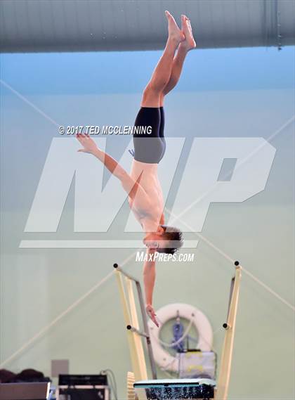 Thumbnail 1 in AAA Championship Dive Meet photogallery.