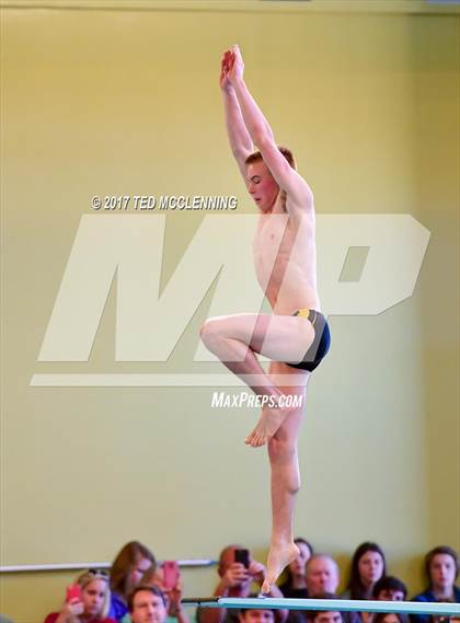 Thumbnail 1 in AAA Championship Dive Meet photogallery.