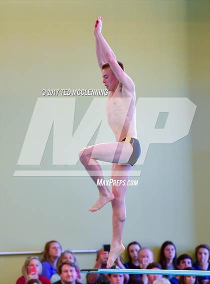 Thumbnail 2 in AAA Championship Dive Meet photogallery.