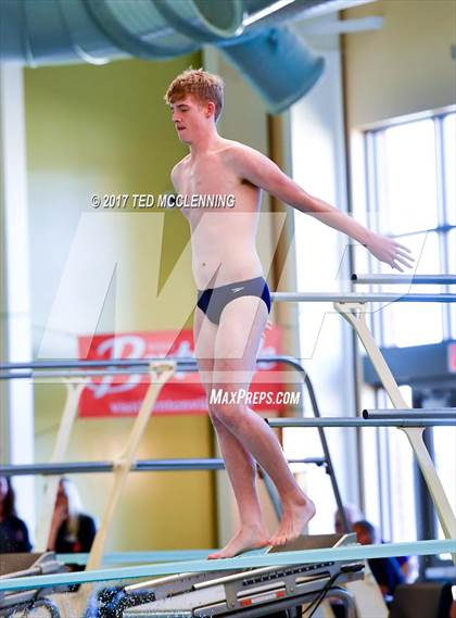 Thumbnail 2 in AAA Championship Dive Meet photogallery.