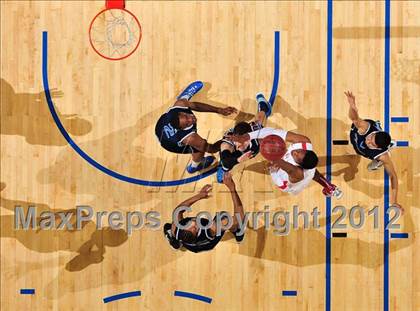 Thumbnail 3 in Mater Dei vs. Bullard (CIF D1 SoCal Regional Final) photogallery.
