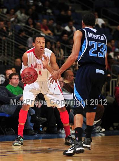 Thumbnail 1 in Mater Dei vs. Bullard (CIF D1 SoCal Regional Final) photogallery.