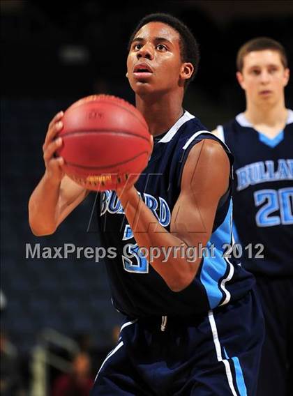 Thumbnail 2 in Mater Dei vs. Bullard (CIF D1 SoCal Regional Final) photogallery.