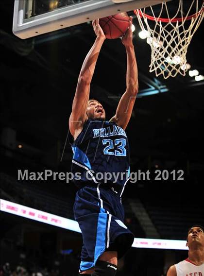 Thumbnail 2 in Mater Dei vs. Bullard (CIF D1 SoCal Regional Final) photogallery.