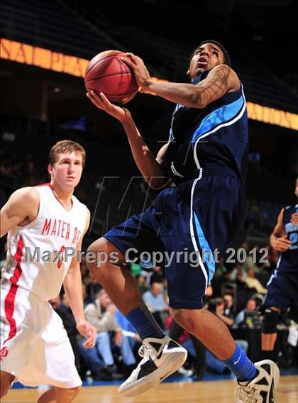 Thumbnail 3 in Mater Dei vs. Bullard (CIF D1 SoCal Regional Final) photogallery.
