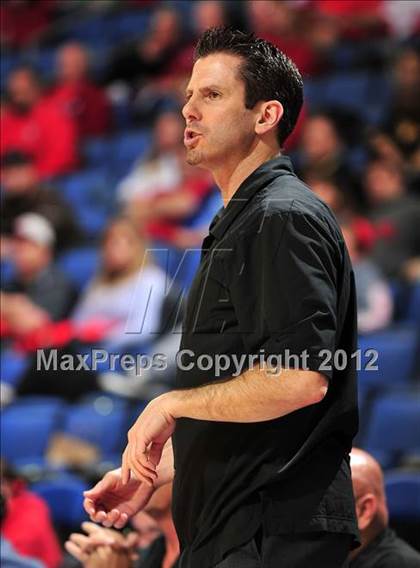 Thumbnail 3 in Mater Dei vs. Bullard (CIF D1 SoCal Regional Final) photogallery.