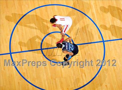 Thumbnail 1 in Mater Dei vs. Bullard (CIF D1 SoCal Regional Final) photogallery.