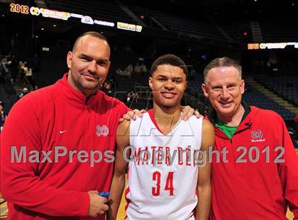 Thumbnail 2 in Mater Dei vs. Bullard (CIF D1 SoCal Regional Final) photogallery.