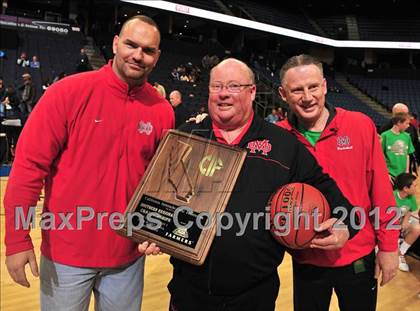 Thumbnail 3 in Mater Dei vs. Bullard (CIF D1 SoCal Regional Final) photogallery.