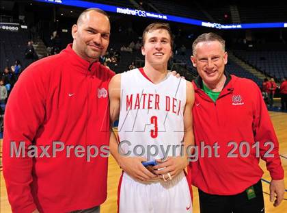 Thumbnail 2 in Mater Dei vs. Bullard (CIF D1 SoCal Regional Final) photogallery.