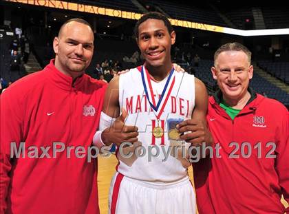 Thumbnail 3 in Mater Dei vs. Bullard (CIF D1 SoCal Regional Final) photogallery.