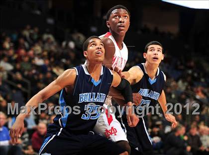 Thumbnail 3 in Mater Dei vs. Bullard (CIF D1 SoCal Regional Final) photogallery.