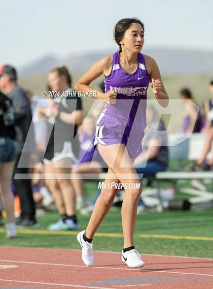 Thumbnail 2 in Fernley Invitational (1600M) photogallery.
