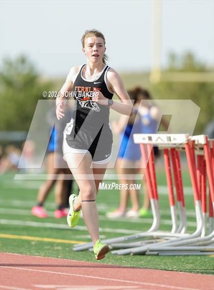 Thumbnail 1 in Fernley Invitational (1600M) photogallery.
