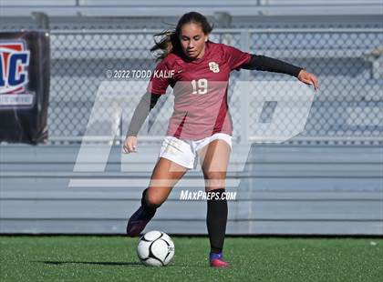 Thumbnail 2 in Notre Dame Catholic vs St. Joseph (CIAC Class L final) photogallery.
