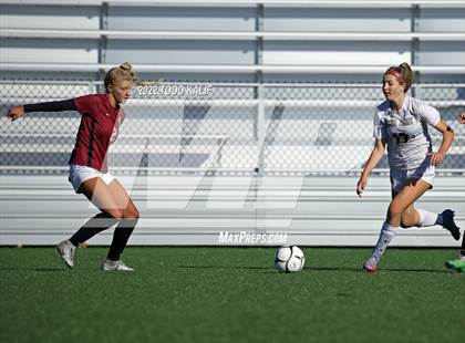 Thumbnail 3 in Notre Dame Catholic vs St. Joseph (CIAC Class L final) photogallery.
