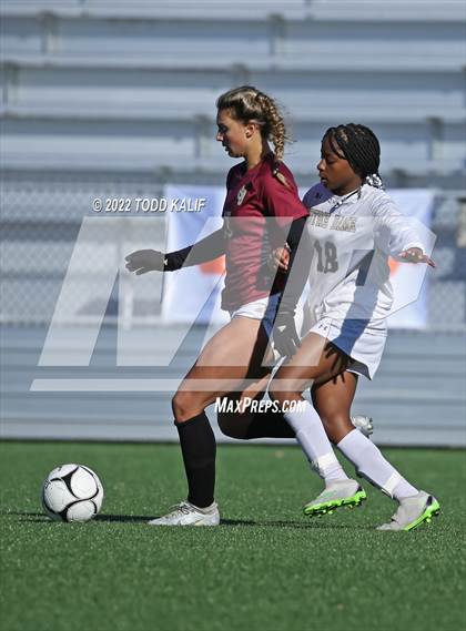 Thumbnail 3 in Notre Dame Catholic vs St. Joseph (CIAC Class L final) photogallery.