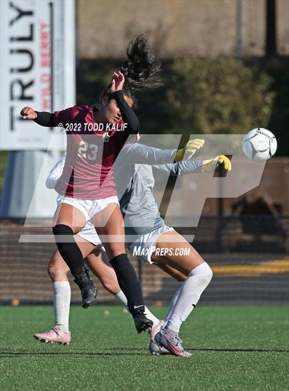 Thumbnail 2 in Notre Dame Catholic vs St. Joseph (CIAC Class L final) photogallery.