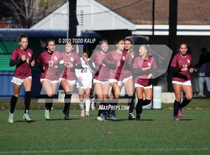 Thumbnail 2 in Notre Dame Catholic vs St. Joseph (CIAC Class L final) photogallery.