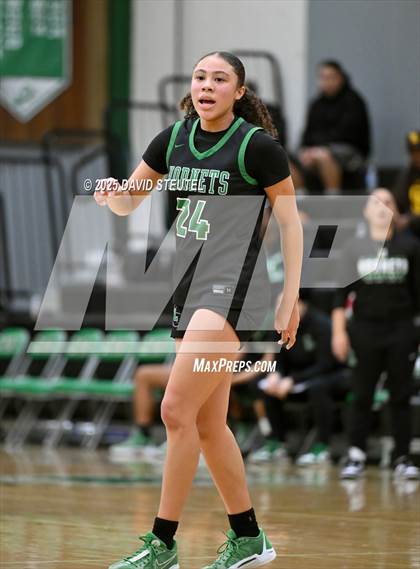 Thumbnail 1 in Lincoln vs. St. Mary's (St. Mary's MLK Classic) photogallery.
