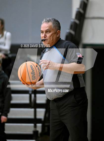 Thumbnail 1 in Lincoln vs. St. Mary's (St. Mary's MLK Classic) photogallery.