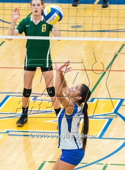 Thumbnail 2 in Moreau Catholic @ Newark Memorial photogallery.