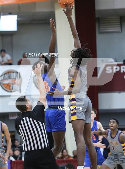 Thumbnail 2 in Bishop Gorman vs. Camden (Spalding Hoophall Classic) photogallery.