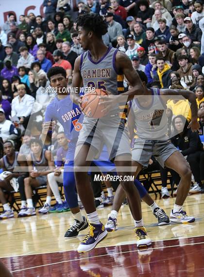 Thumbnail 2 in Bishop Gorman vs. Camden (Spalding Hoophall Classic) photogallery.