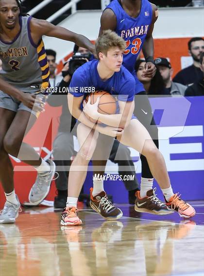Thumbnail 3 in Bishop Gorman vs. Camden (Spalding Hoophall Classic) photogallery.