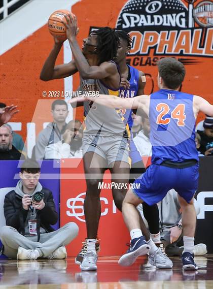 Thumbnail 3 in Bishop Gorman vs. Camden (Spalding Hoophall Classic) photogallery.