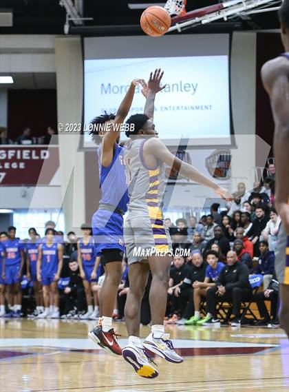 Thumbnail 2 in Bishop Gorman vs. Camden (Spalding Hoophall Classic) photogallery.