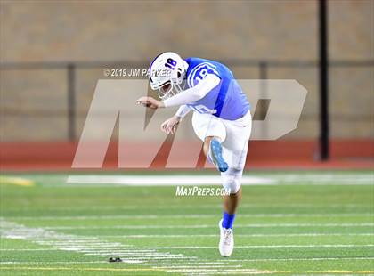 Thumbnail 3 in Vandegrift @ Leander photogallery.