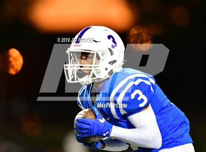 Thumbnail 3 in Vandegrift @ Leander photogallery.