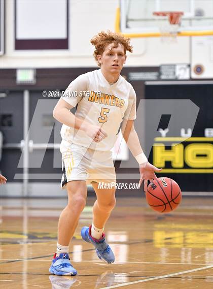 Thumbnail 3 in Kennedy vs. Yuba City (Mel Good Holiday Classic) photogallery.
