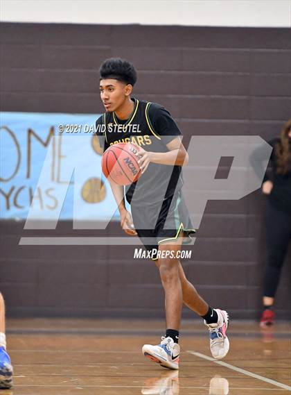 Thumbnail 3 in Kennedy vs. Yuba City (Mel Good Holiday Classic) photogallery.