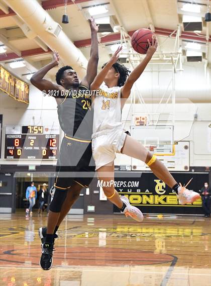 Thumbnail 1 in Kennedy vs. Yuba City (Mel Good Holiday Classic) photogallery.