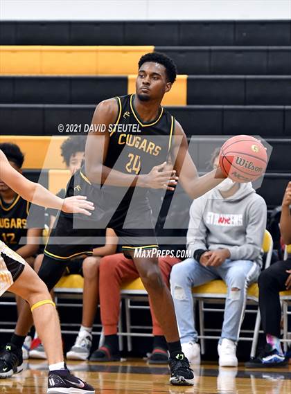 Thumbnail 2 in Kennedy vs. Yuba City (Mel Good Holiday Classic) photogallery.