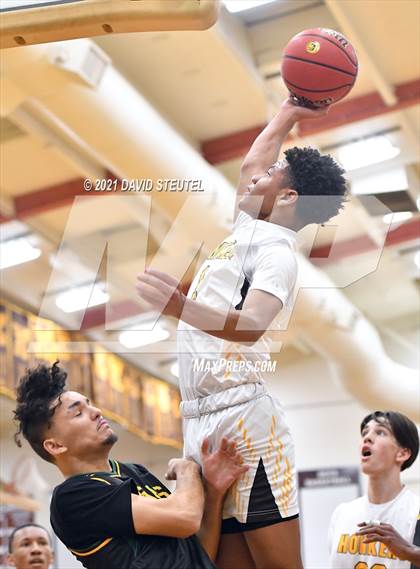 Thumbnail 1 in Kennedy vs. Yuba City (Mel Good Holiday Classic) photogallery.