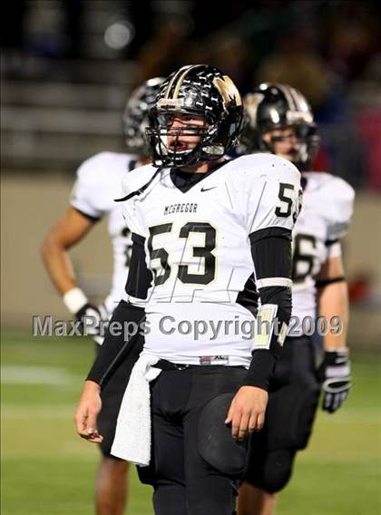 Thumbnail 2 in McGregor vs. Callisburg (Texas Region 2-AA D2 Quarterfinals) photogallery.