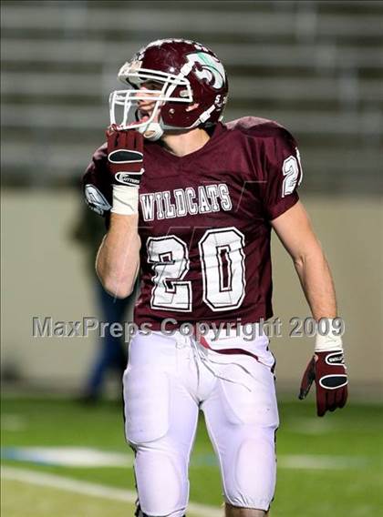 Thumbnail 3 in McGregor vs. Callisburg (Texas Region 2-AA D2 Quarterfinals) photogallery.