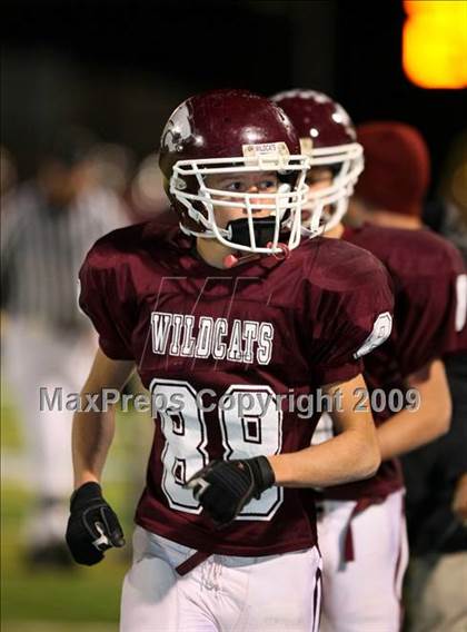 Thumbnail 3 in McGregor vs. Callisburg (Texas Region 2-AA D2 Quarterfinals) photogallery.
