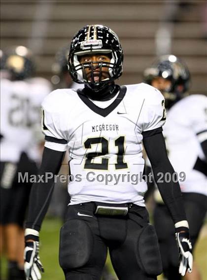 Thumbnail 1 in McGregor vs. Callisburg (Texas Region 2-AA D2 Quarterfinals) photogallery.
