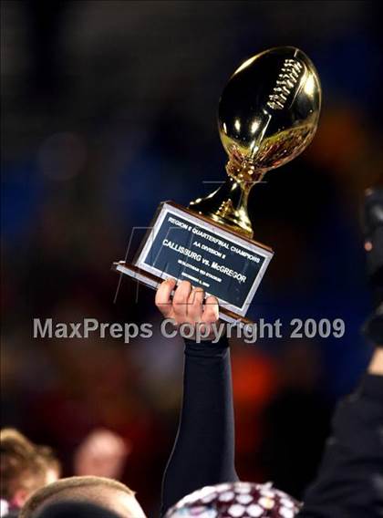 Thumbnail 1 in McGregor vs. Callisburg (Texas Region 2-AA D2 Quarterfinals) photogallery.