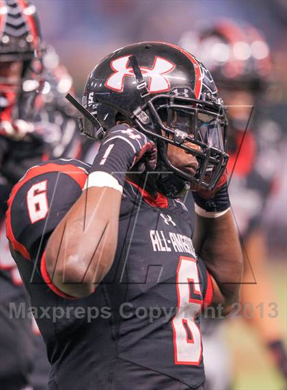 Thumbnail 1 in Under Armour All-American Game photogallery.