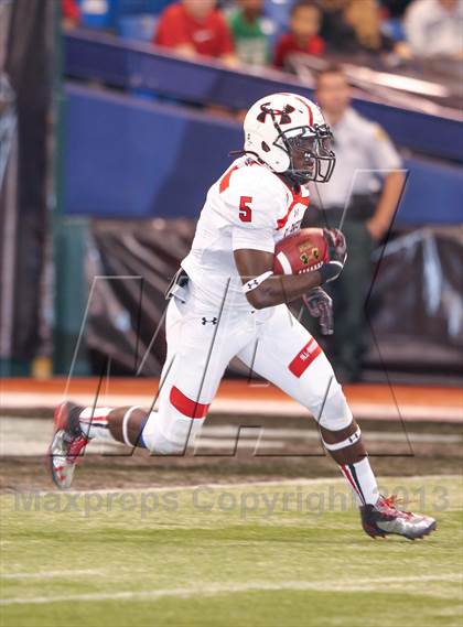 Thumbnail 3 in Under Armour All-American Game photogallery.