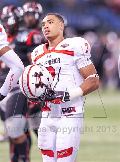 Thumbnail 2 in Under Armour All-American Game photogallery.